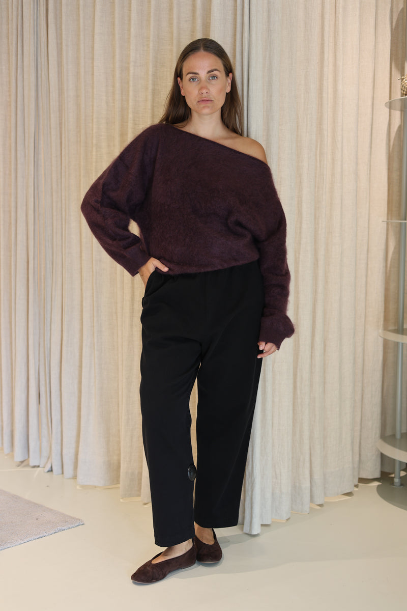 ERIKA CASHMERE OFF SHOULDER