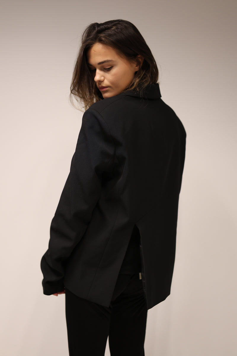 Anira Blazer