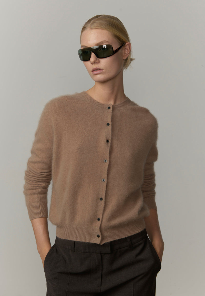 ROSELLE KNIT