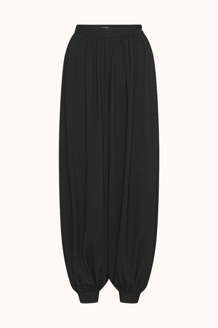BALLOON PLEATED PANTS