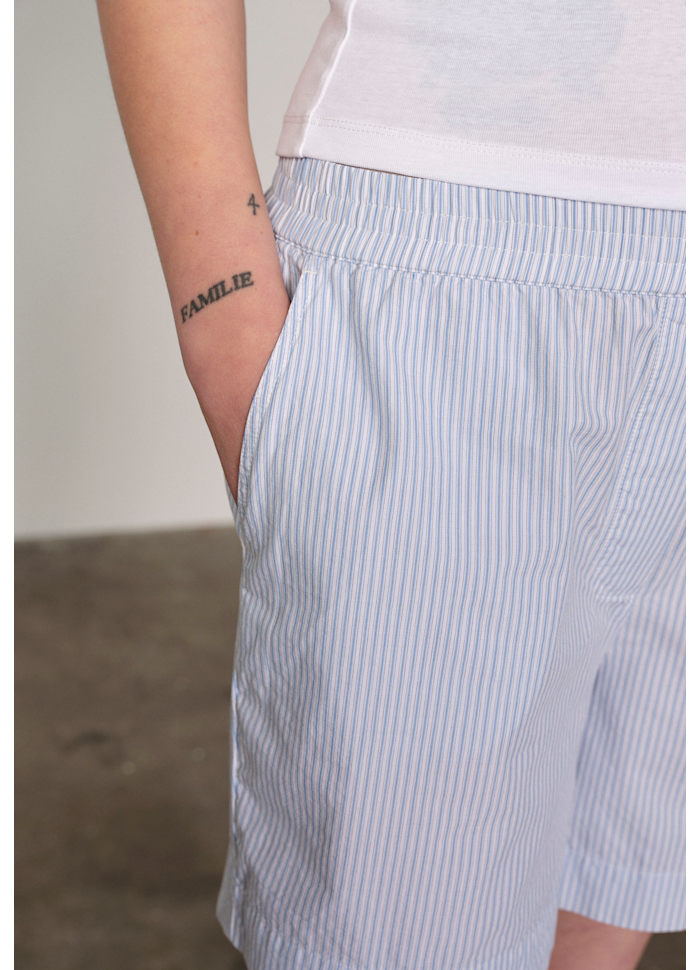 Alma shorts