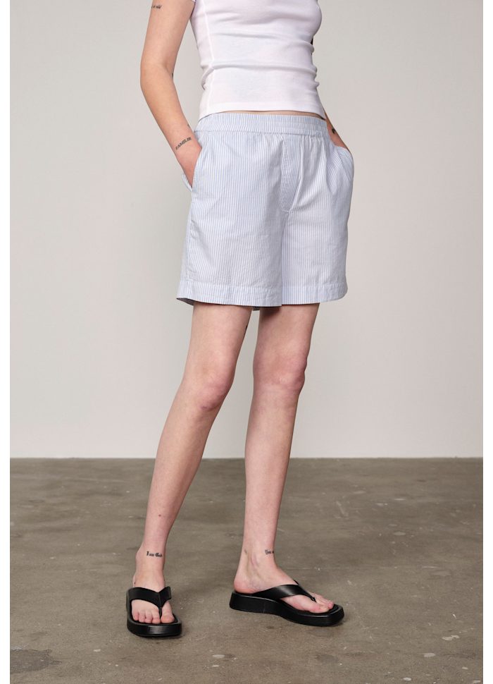 Alma shorts