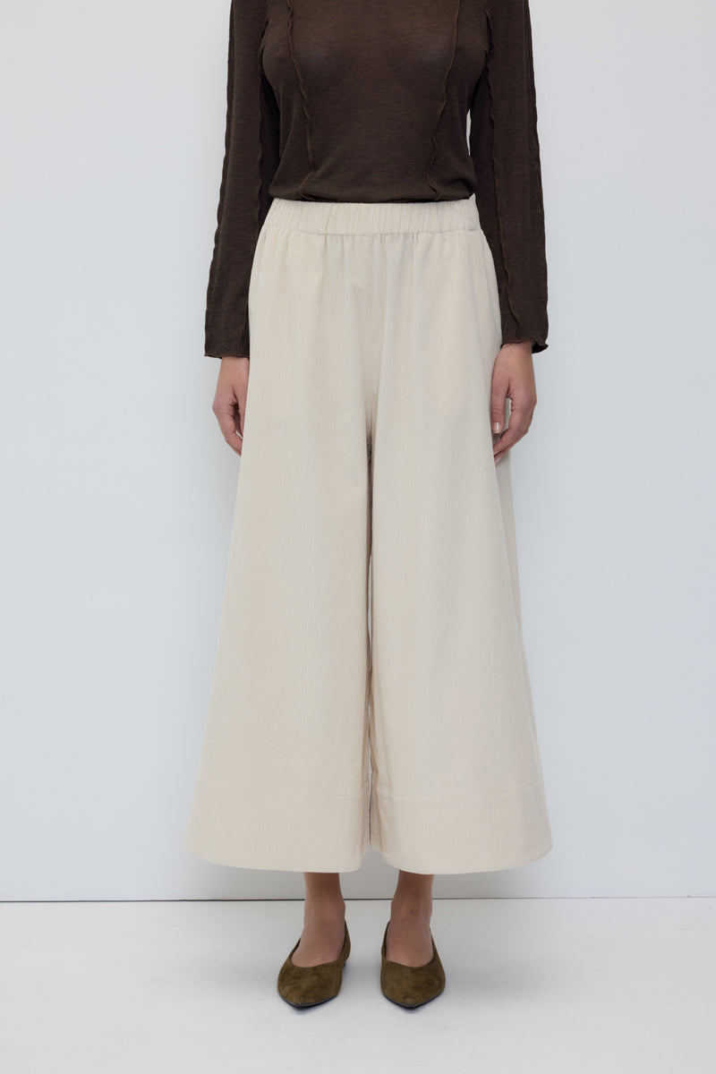 Lobe Corduroy Pants - Beige